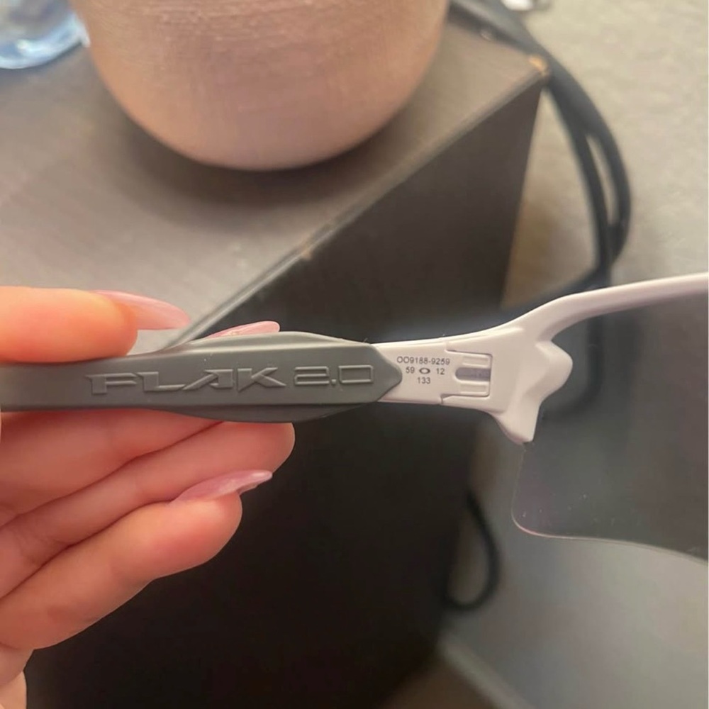 Oakley Sunglasses - Picture 4 of 4